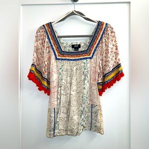 Women’s Anthropologie detailed blouse